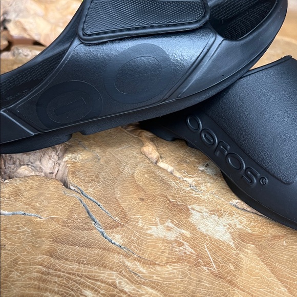 NWT Unisex Men Women OOAHH SPORT FLEX RecoverySANDAL SLIDE Matte Black M8 W10 - Picture 8 of 14